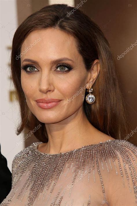 sexy pictures of angelina jolie|65,336 Images Of Angelina Jolie Stock Photos & High。